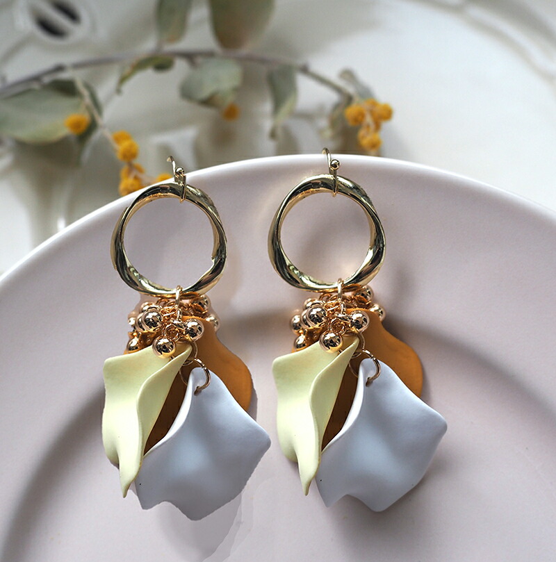 楽天市場】【2個】アクリル花びらパーツ ペタル 夏 アクリルチャーム