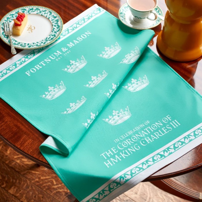 楽天市場】[74cm x 48cm 1枚] FORTNUM & MASON Fortnum's Coronation