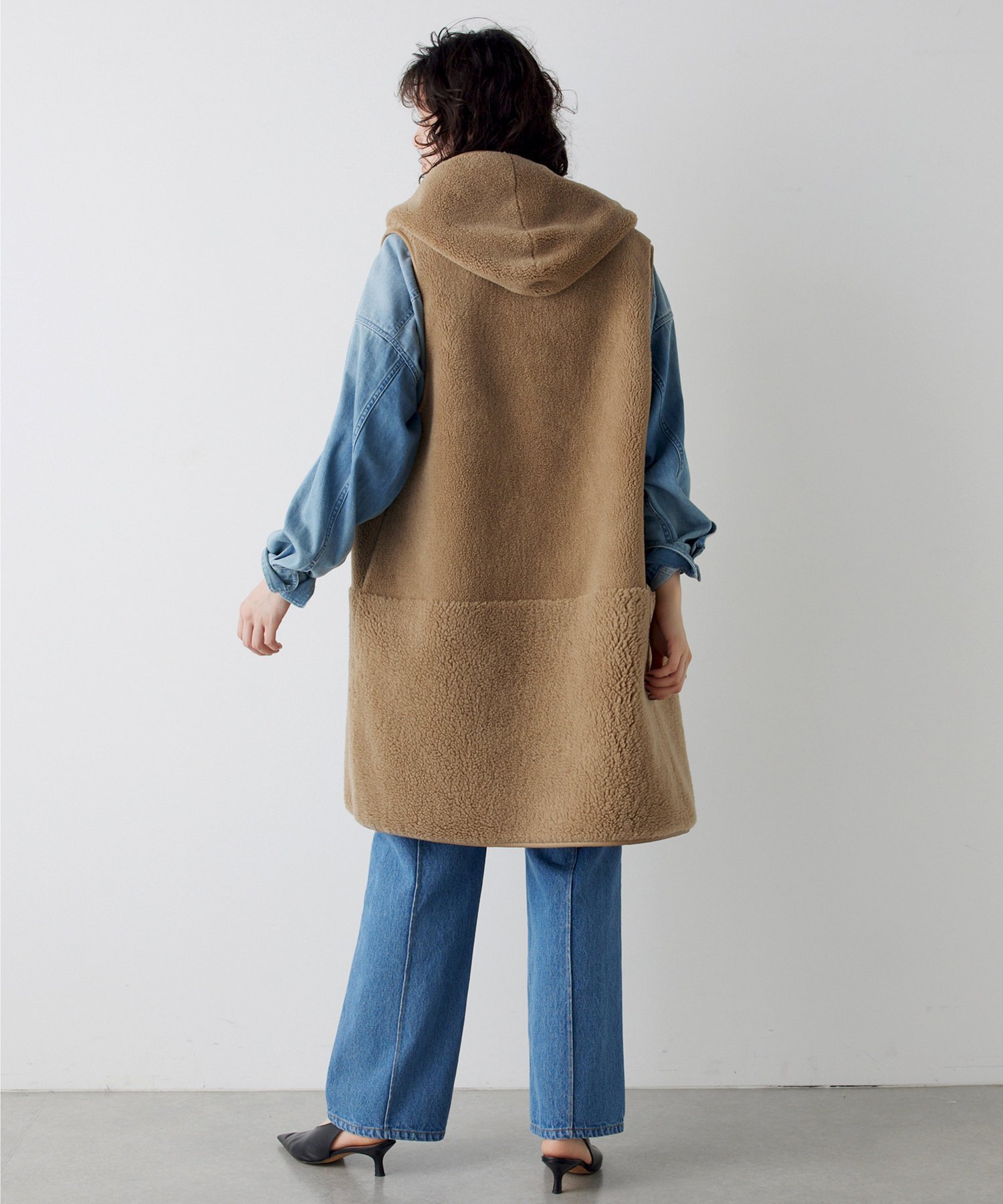 Whim Gazette｜【THE PAUSE】ボアフードロングジレ | Rakuten Fashion