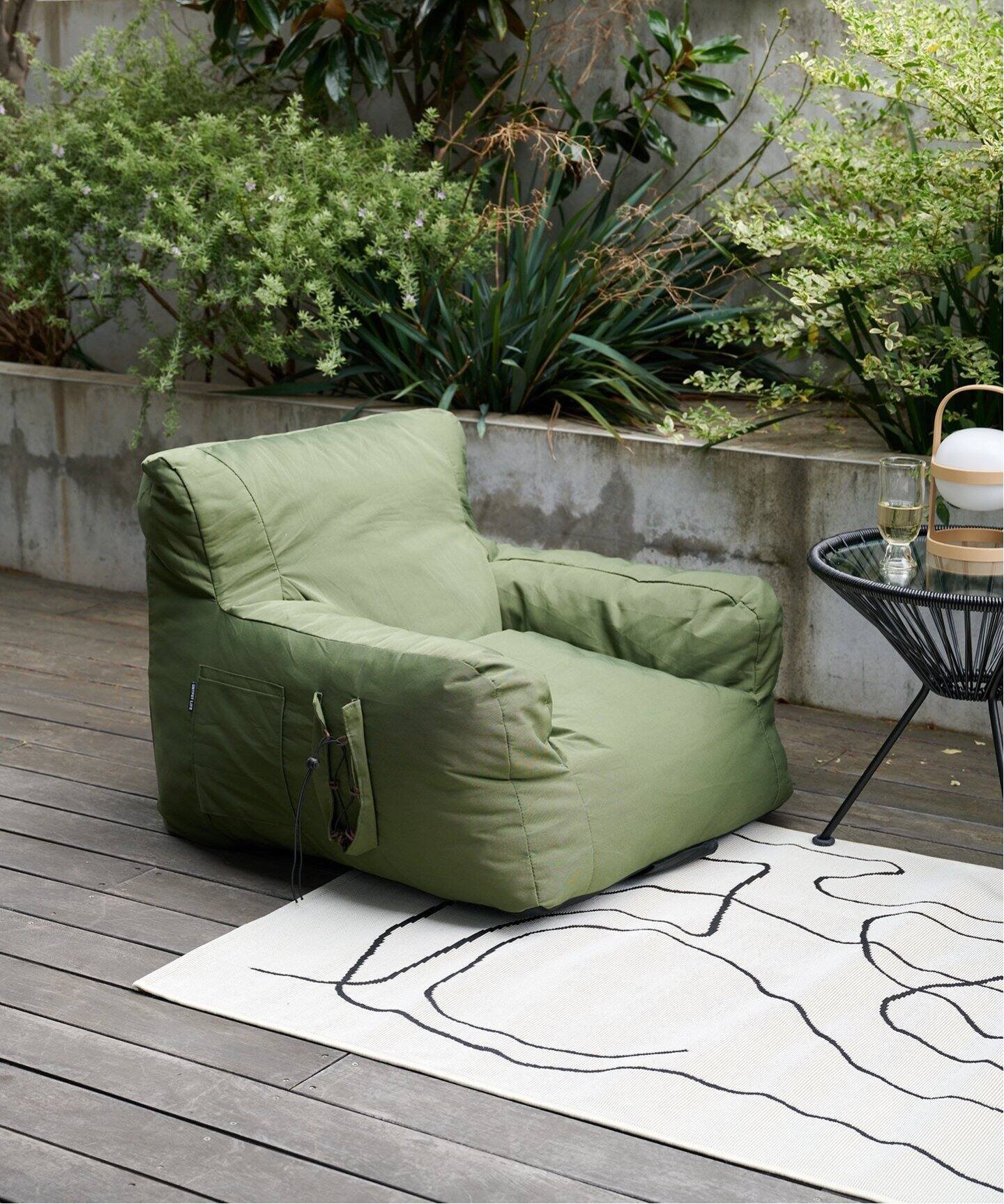 journal standard Furniture｜【OUTPUT LIFE】Compression Garden Sofa