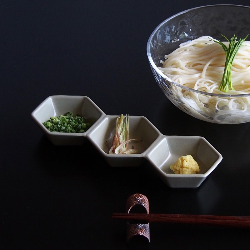 楽天市場】【10%OFF】 六角 三連豆鉢 アースカラ ー 20.5cm 三連 小鉢