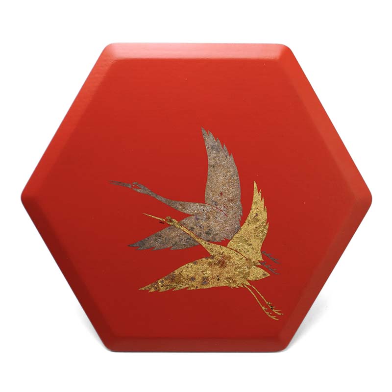 楽天市場】漆器・重箱・双鶴紋箔絵正亀甲型二段重・洗朱・藤井収・山本