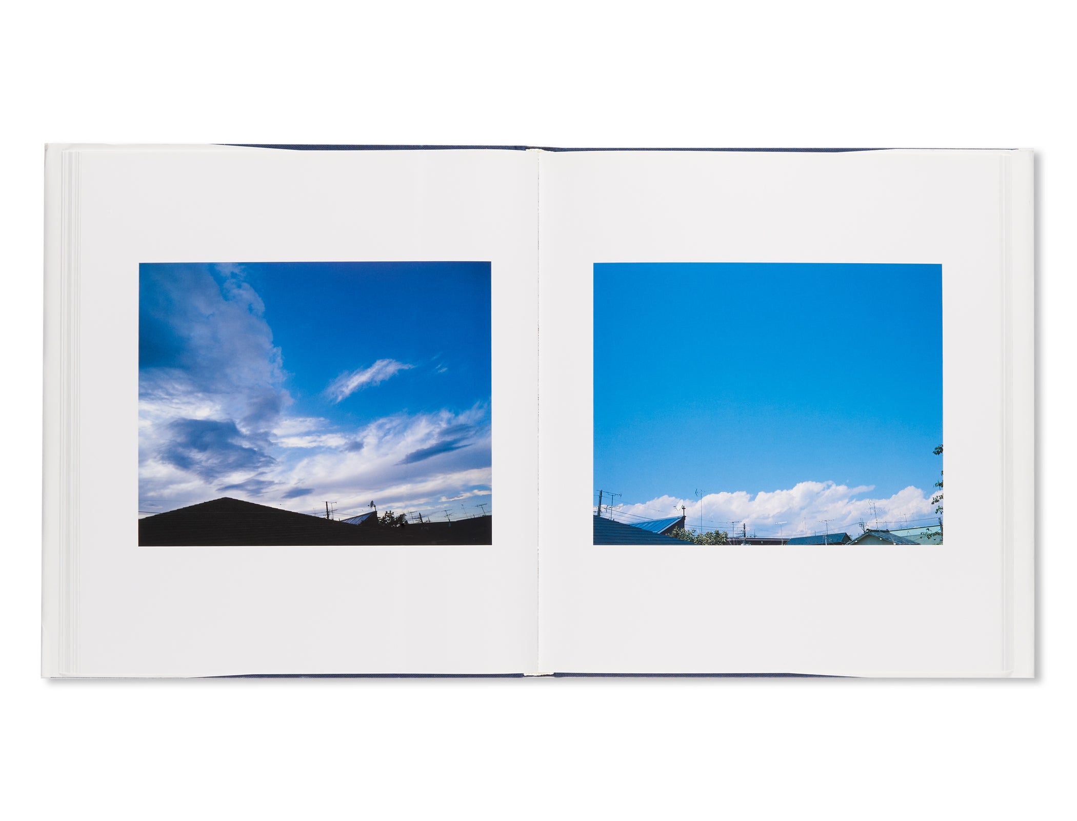 センチメンタルな空 / SENTIMENTAL SKY by Nobuyoshi Araki – twelvebooks