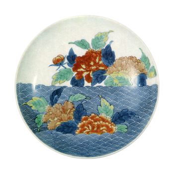 色鍋島 色絵 牡丹 青海波文 七寸皿 | 鶴田 純久の章 お話