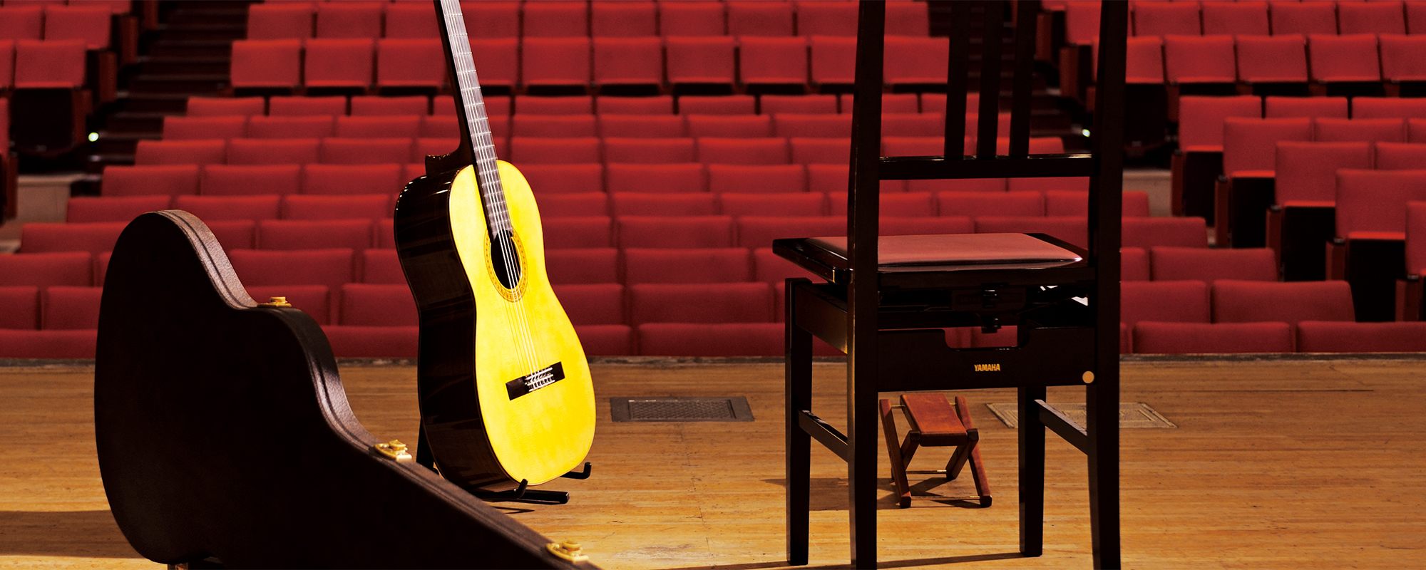 GC / GCX Series - Overview - Classical & Nylon - Guitars, Basses