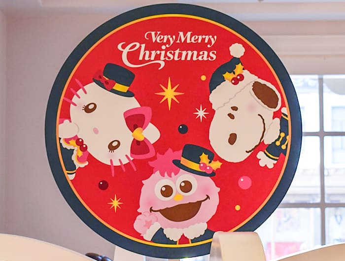 USJ】2023年クリスマスグッズを紹介！スヌーピー・キティ・モッピーが