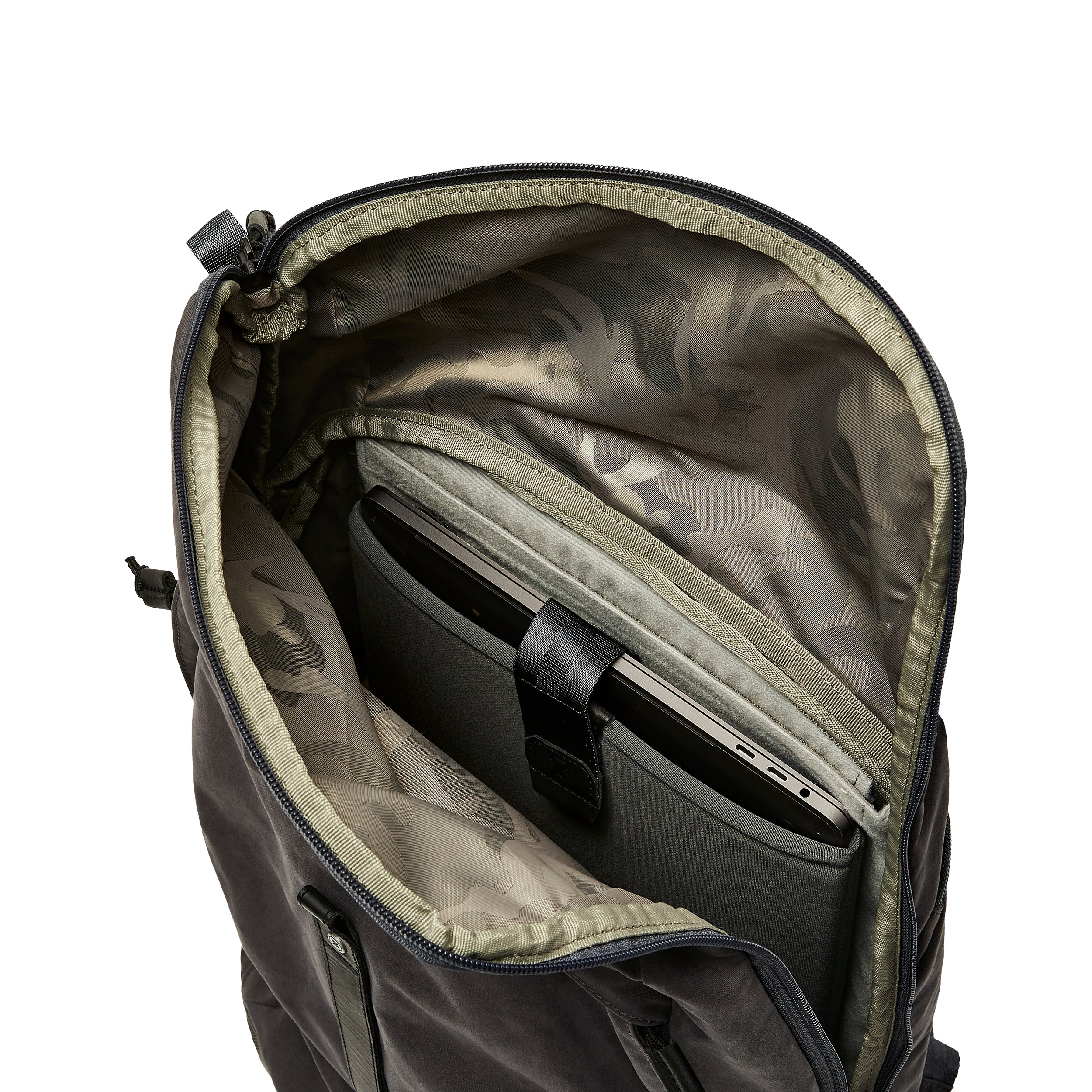 Ardennes Rover Ash Grey | Vertx Official Site