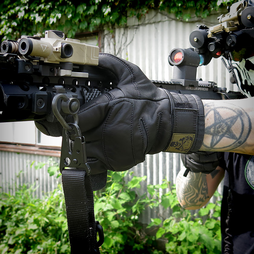 田村装備開発 × VOLK CQB TACTICAL GLOVE MODEL 3 SHORT | VOLK