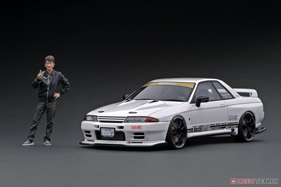 TOP SECRET GT-R (VR32) White with Mr. Smokey Nagata (ミニカー
