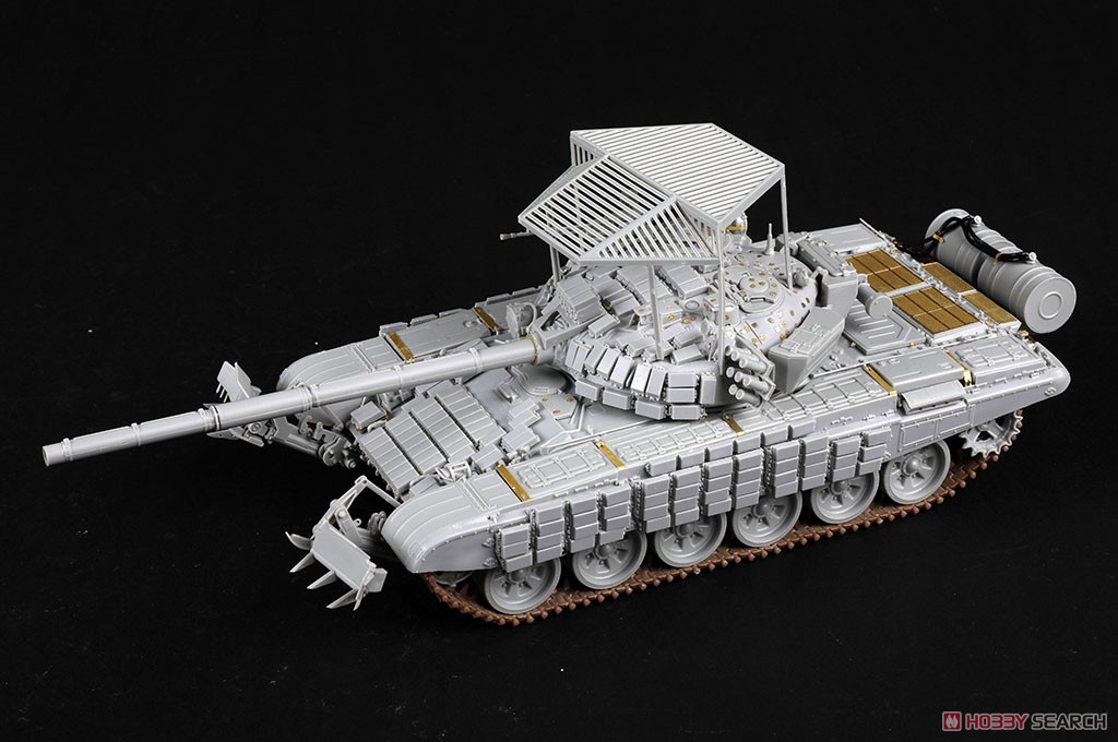 ロシア連邦軍 T-72B1主力戦車 w/KTM-6＆グレーティングアーマー
