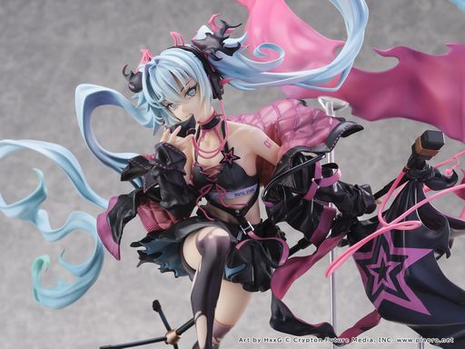 全長約47cmのクールなスケールフィギュア「初音ミク 1/7 HATSUNE MIKU