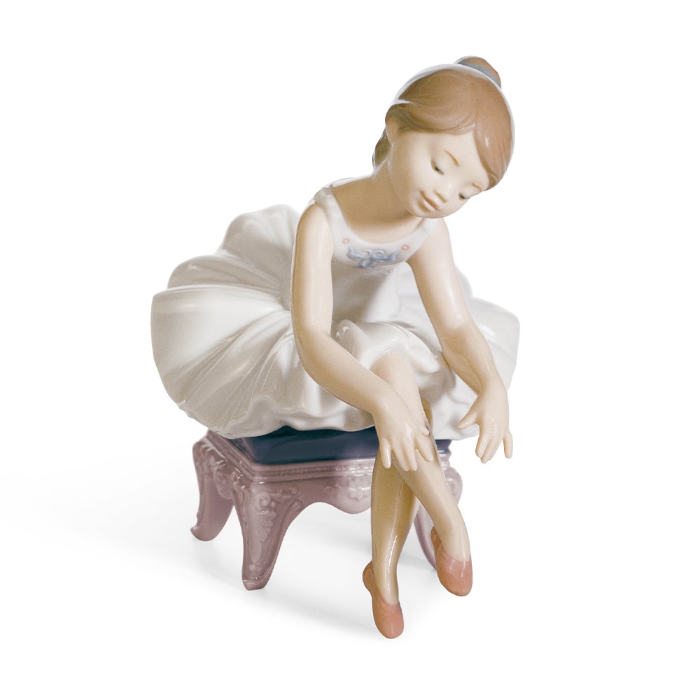 LLADRO リヤドロ First Ballet 初めてのバレエ #5714 オープニングナイト | リヤドロ公式オンライン