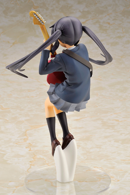 1/8 PVC塗装済み完成品フィギュア けいおん！ 中野梓 [けいおん