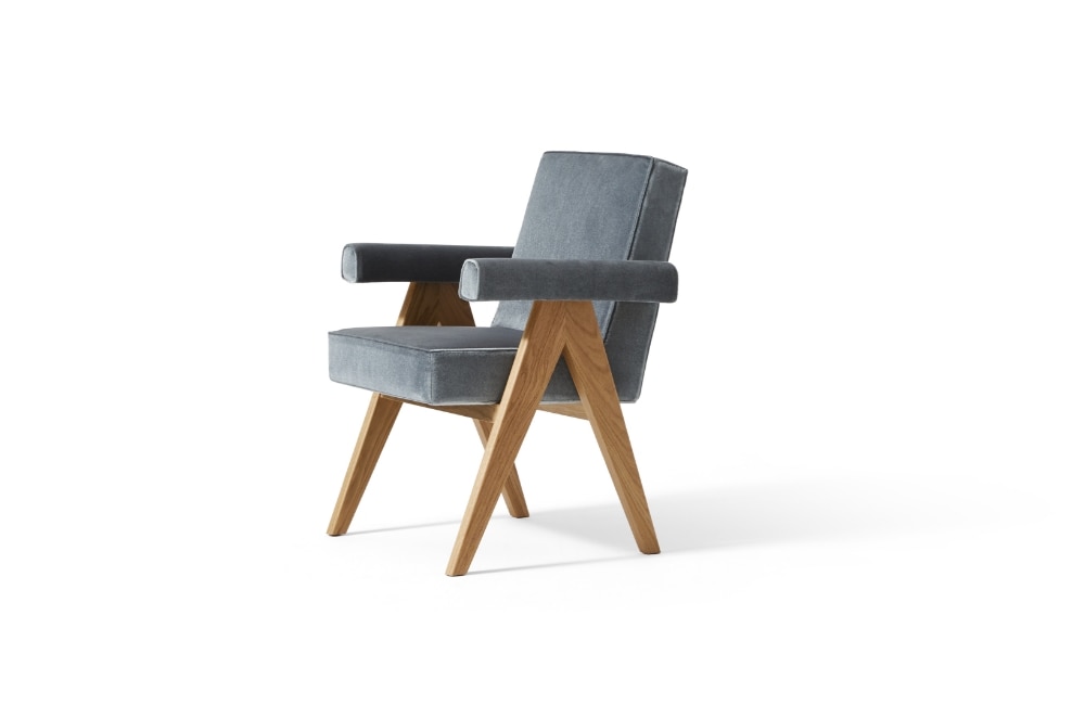 062 COMMITTEE CHAIR（コミッティー チェア／アームチェア）Cassina
