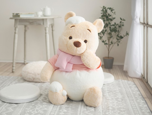 プーさんたちに雪が積もって真っ白に！ 冬のコレクション「WHITE POOH