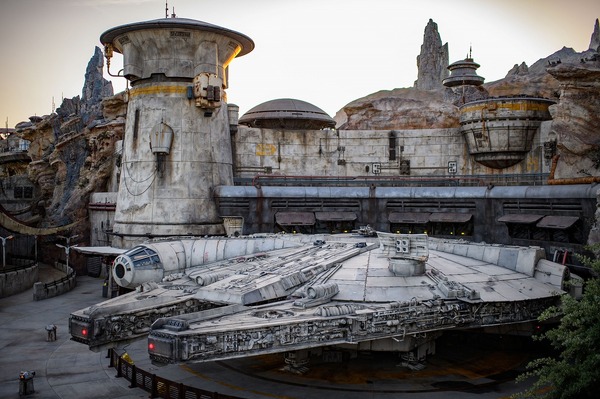 海外ディズニー】スター・ウォーズランドがついに始動！あの銀河の世界