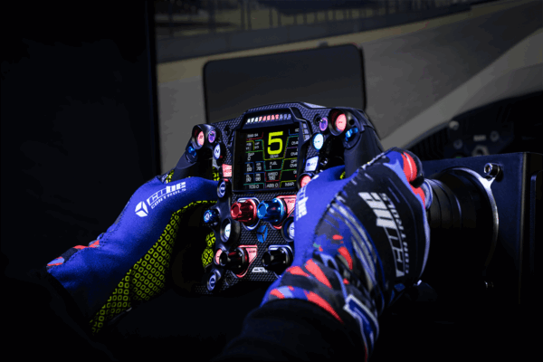 csx3-gloves-600x400.png