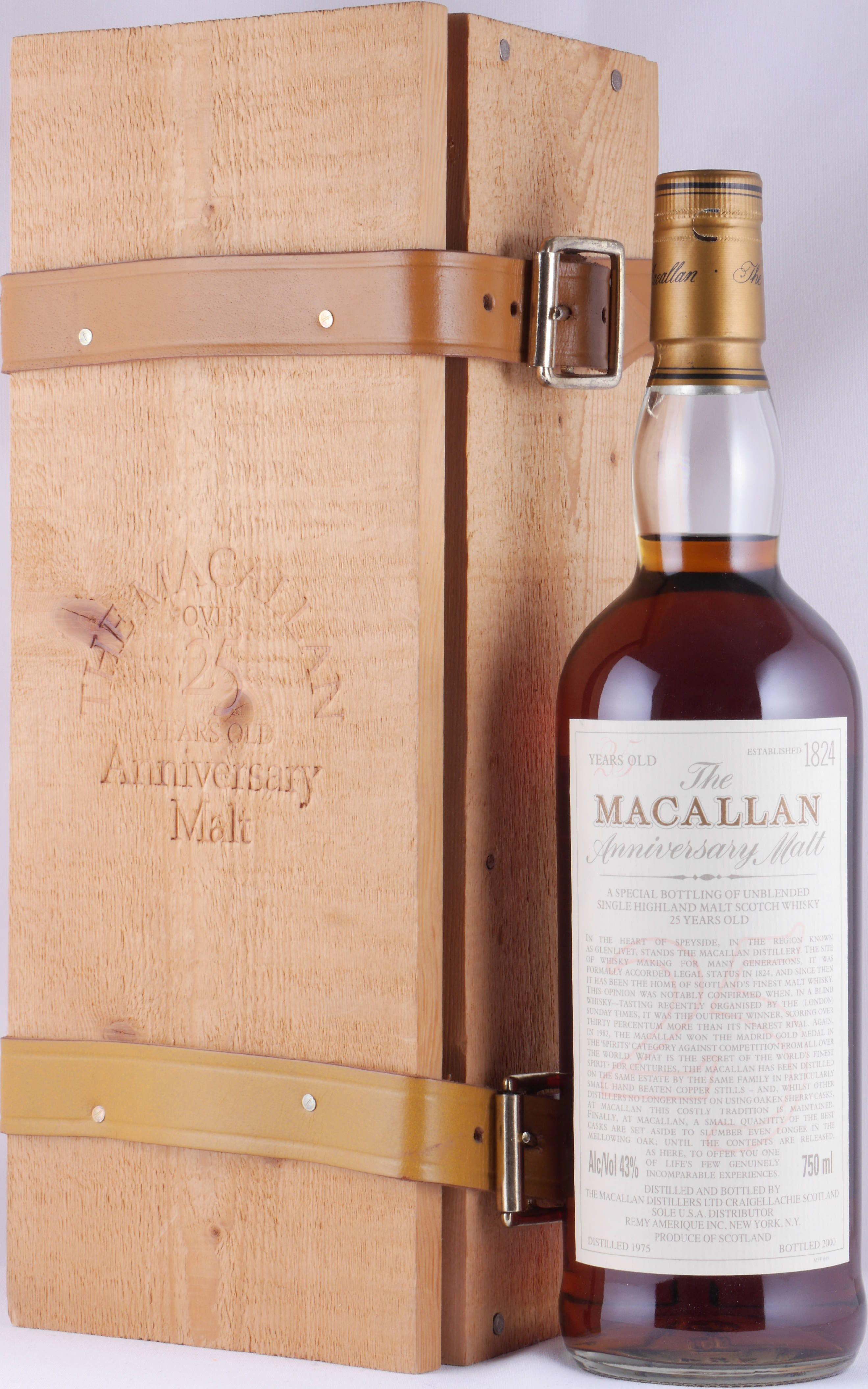 Macallan 1975 25 Year Sherry Oak Anniversary Malt Scotch Whisky 43.0%