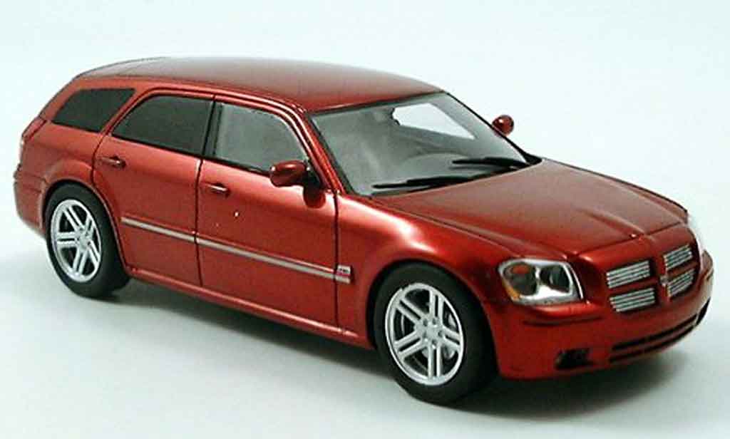 Diecast model cars Dodge Magnum 2006 1/43 Spark 2006 SRT black