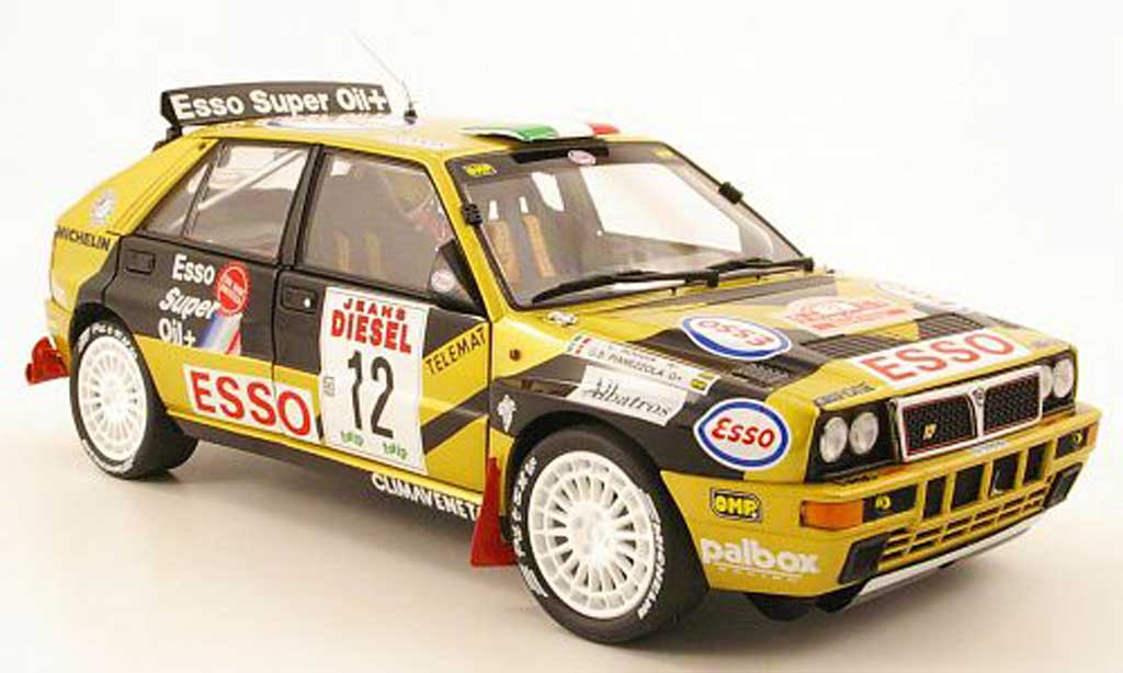 Diecast model cars Lancia Delta HF Integrale 1/18 Kyosho HF