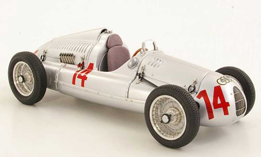 Diecast model cars Auto Union Typ D 1/18 CMC No.12 H.P.Muller GP