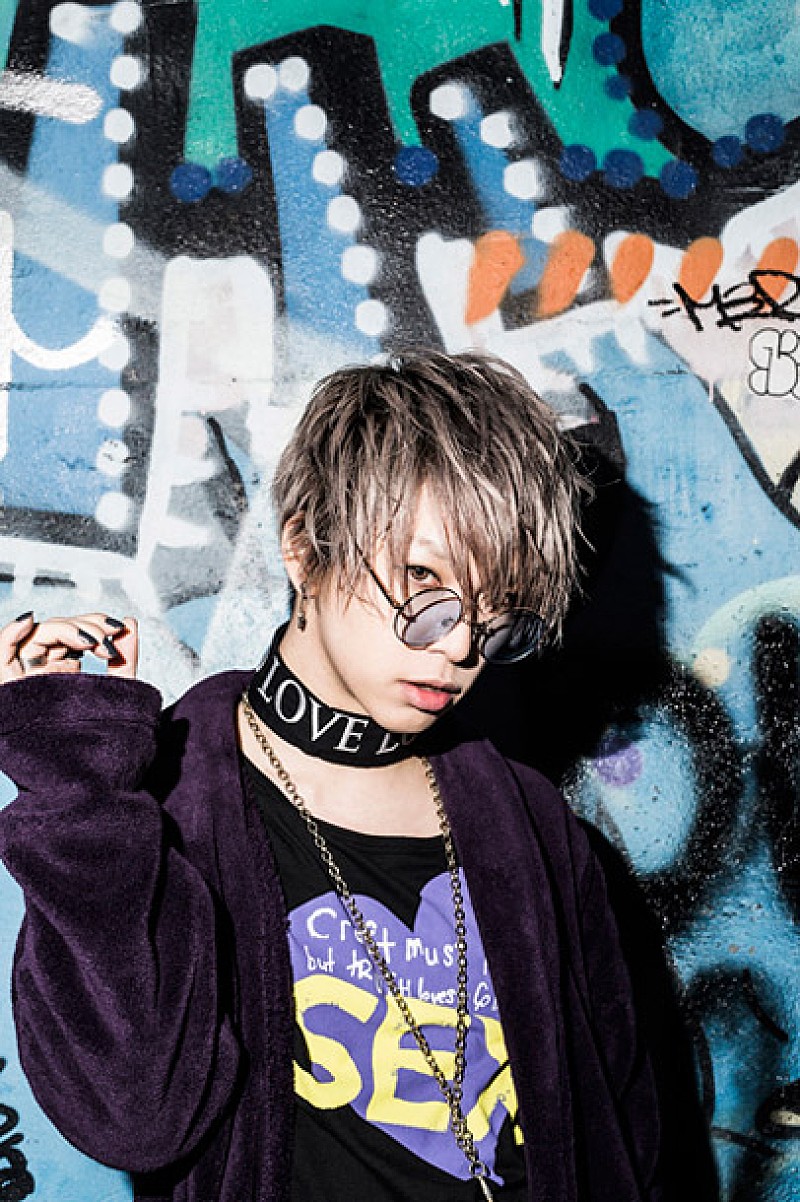 SuG武瑠が本当の浮気者に!? 7人の美女と女性ファッション誌『LARME』初