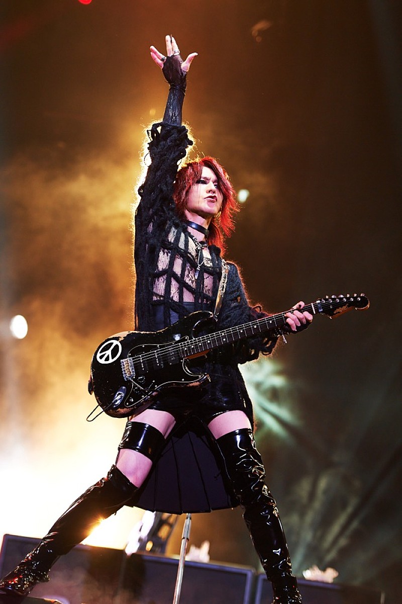 ライブレポート＞LUNA SEA、初期楽曲でSLAVEを唸らせた【黒服限定GIG