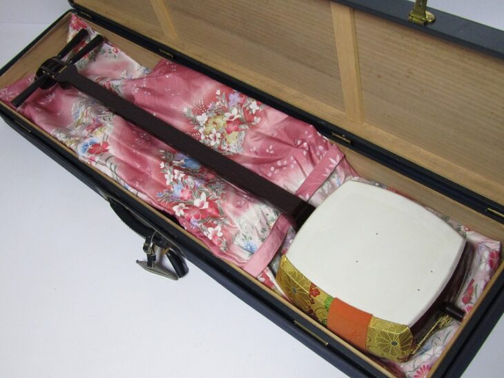 三味線 (金細、子持ち綾杉胴) | 骨董品買取・和楽器買取 五宝堂