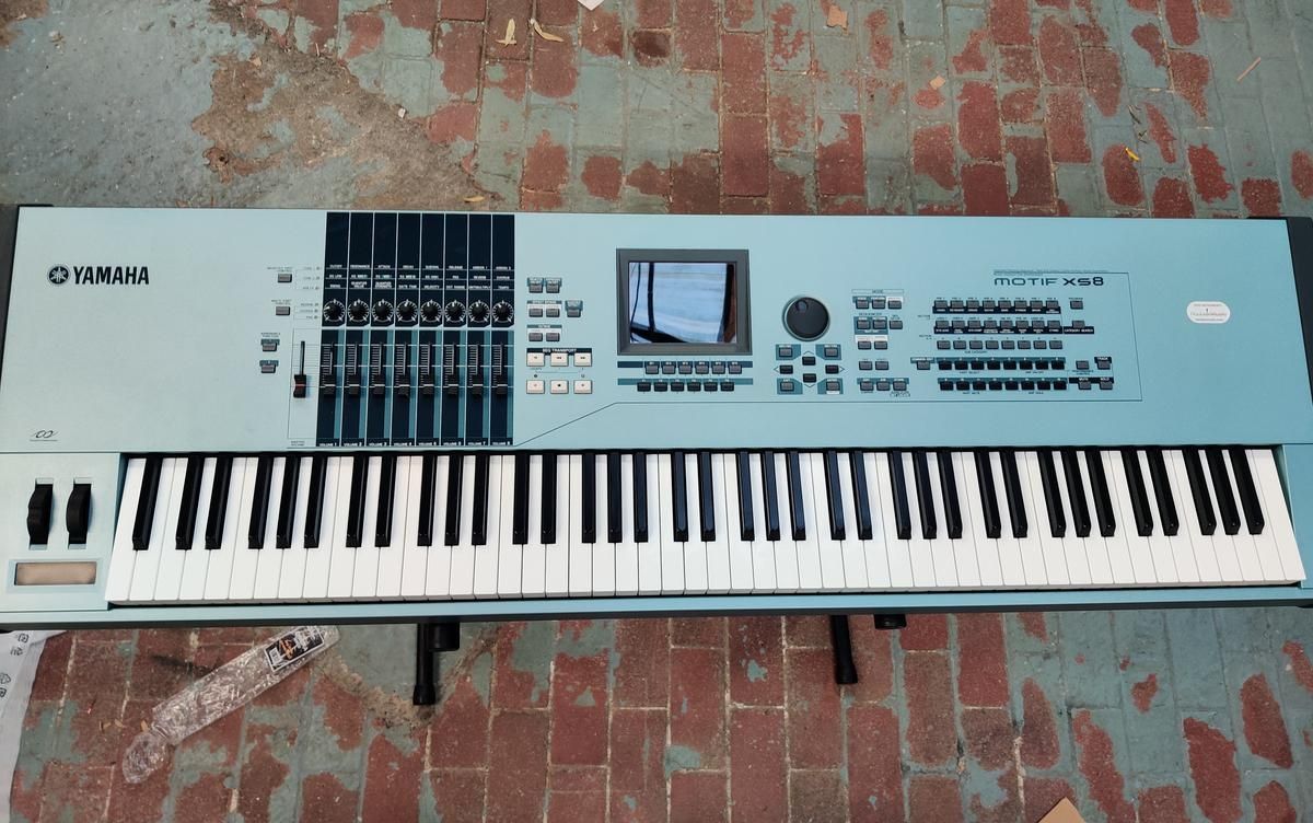 Yamaha motif XS8