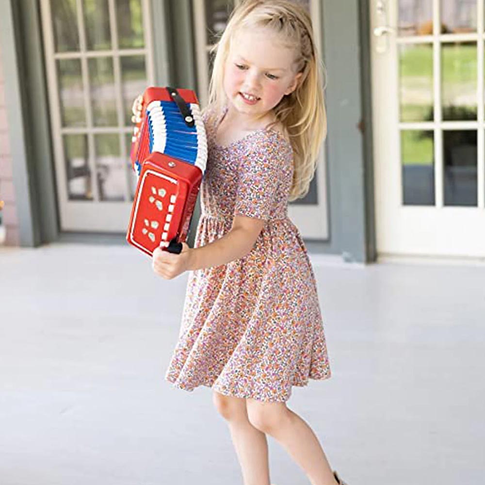 Woodstock Chimes Kid's Accordion - 7 inch: Design Quest