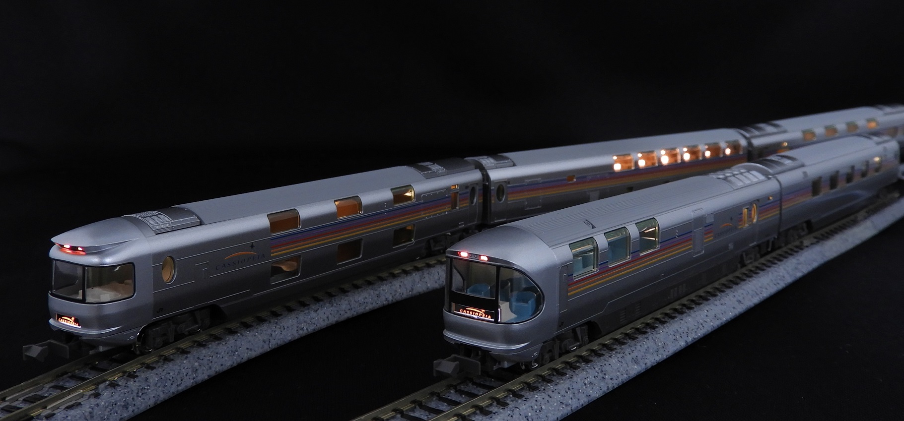 KATO鉄道模型オンラインショッピング E26系「カシオペアクルーズ」 12