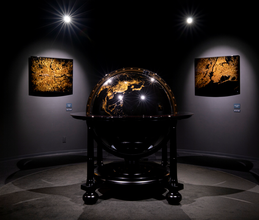 輪島塗大型地球儀「夜の地球 Earth at Night」の展示について | EXPO