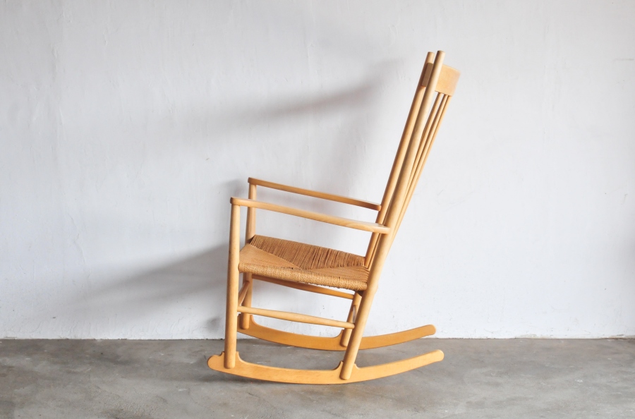 Hans J.Wegner ハンス J ウェグナー J-16 (1944) 時を経ても色あせ