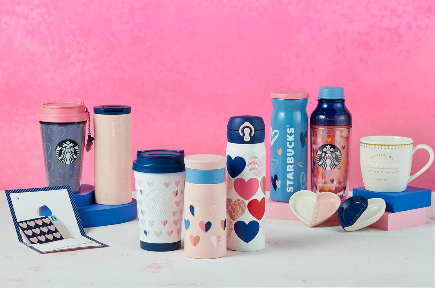 スターバックスから“ハート”モチーフのバレンタイン限定タンブラーや
