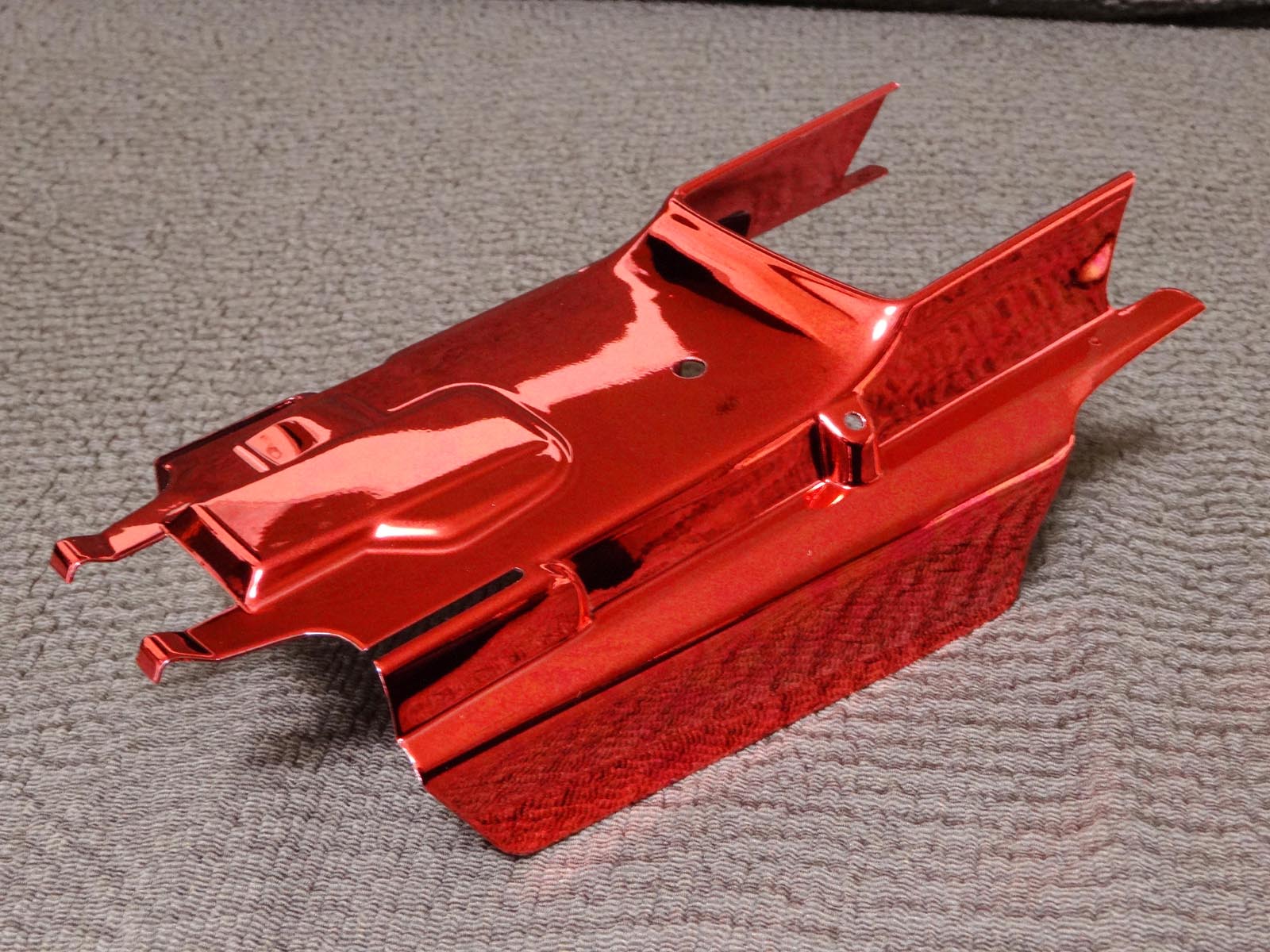 ホットショットのレッドメタリックとアバンテのブルーメタリックの