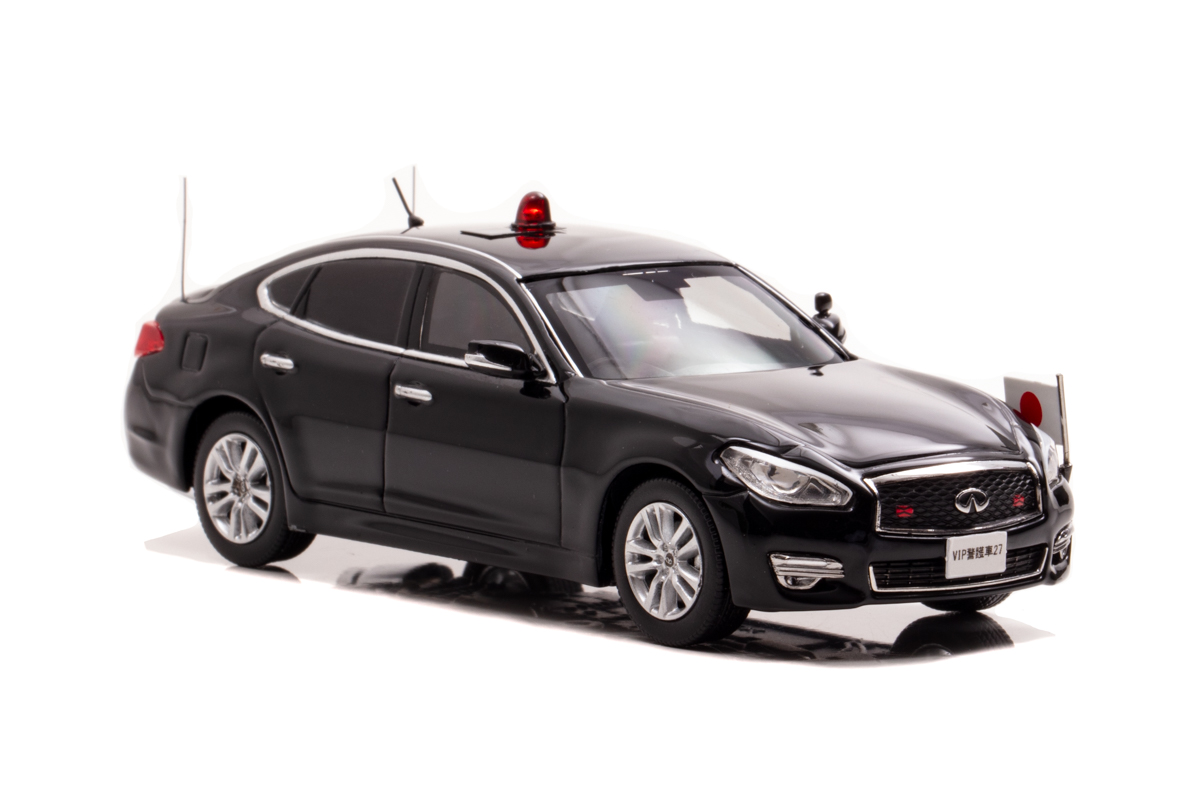 1/43 日産 フーガ 370GT (Y51) 2018 警察本部警備部要人警護車両 (国旗