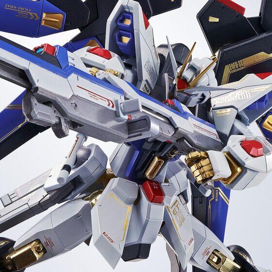 機動戦士ガンダムSEED」シリーズ20周年特別仕様！ロボットフィギュア