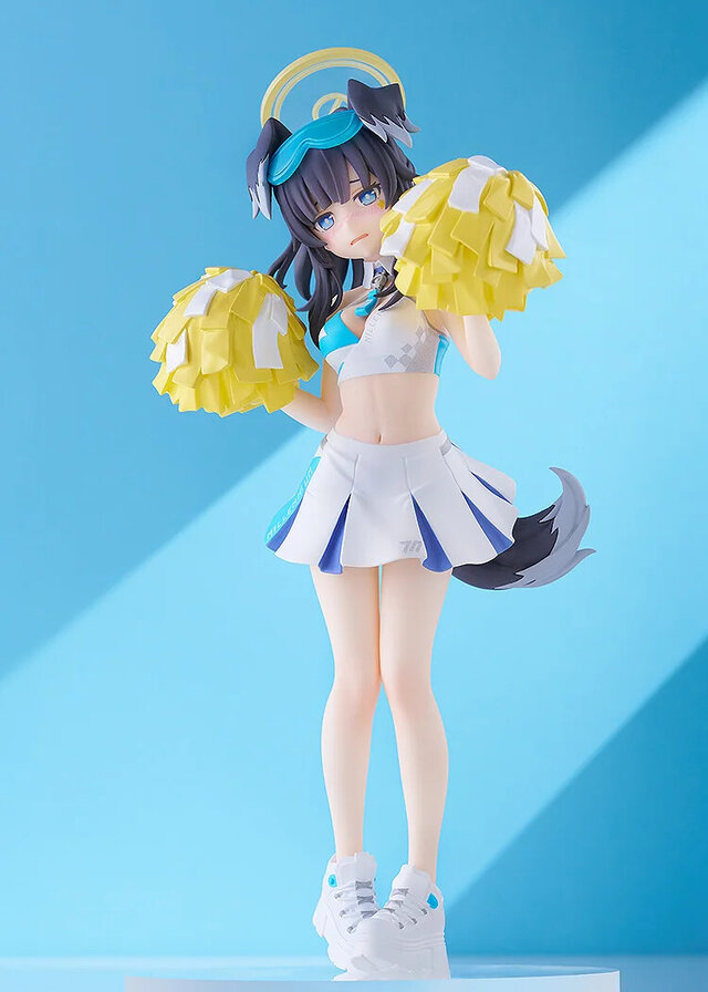 素肌が眩しいチアガール！『ブルアカ』よりチア衣装のコトリ&ヒビキが