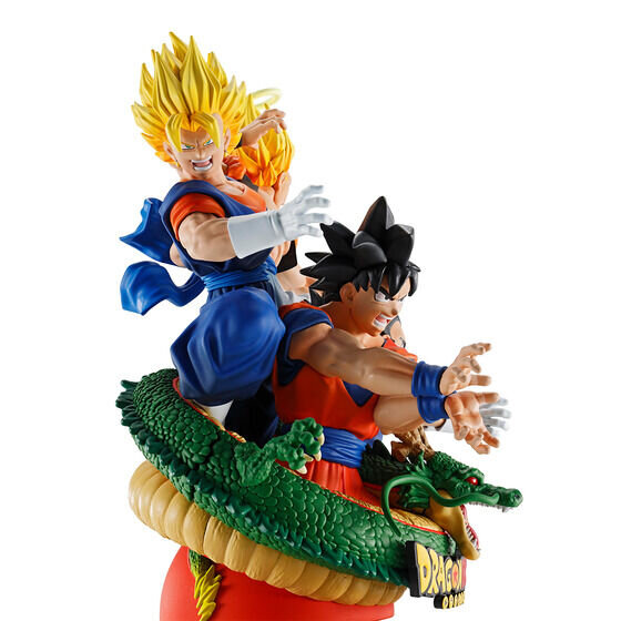 ドラゴンボールZ」孫悟空、ベジータ、ベジット、ゴジータが集結！台座