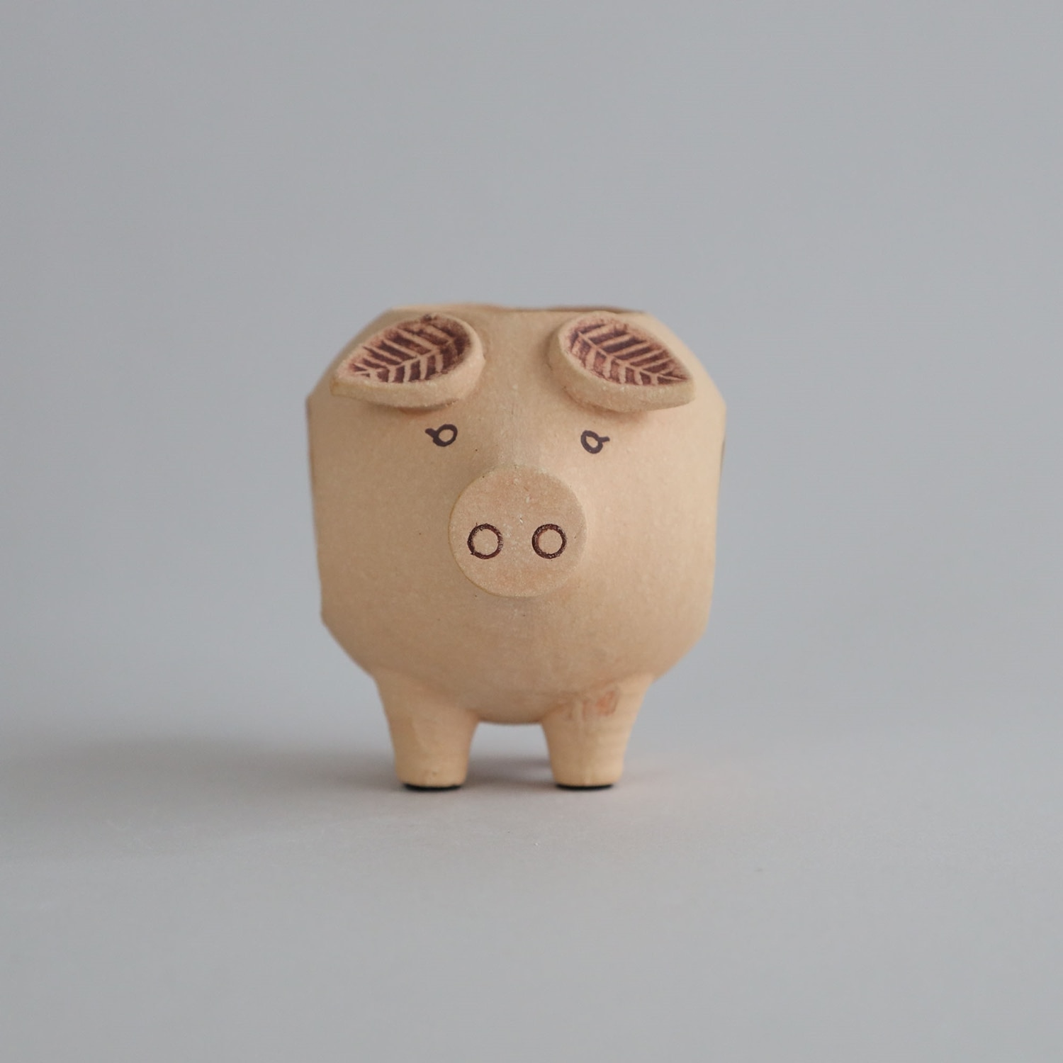 定番品】Lisa Larson Piggy Candle Holder｜入荷待ち商品｜IDEE SHOP