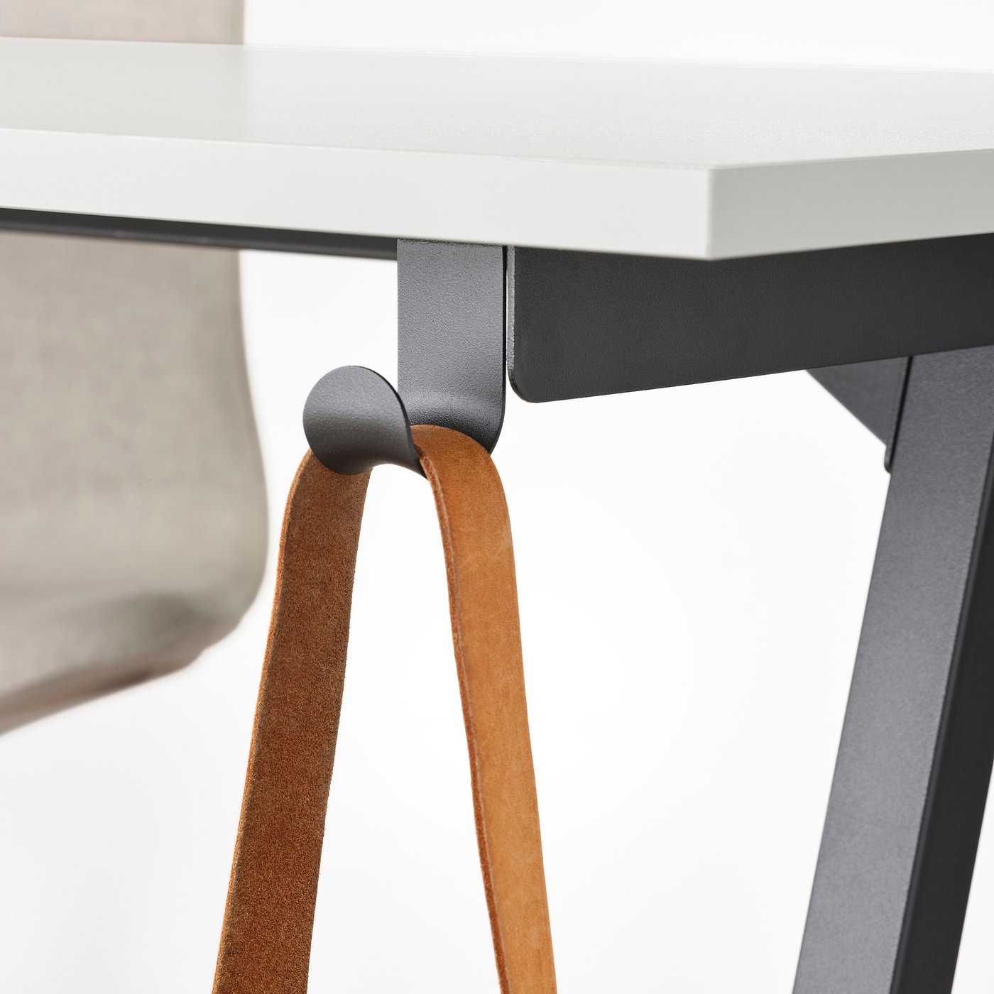 TROTTEN トロッテン デスク, ホワイト/チャコール, 160x80 cm - IKEA