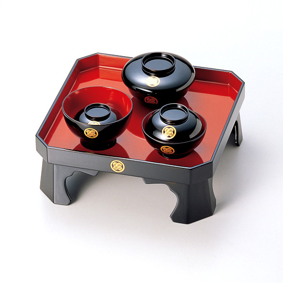祝膳 総朱/黒内朱 家紋入り 漆塗り・木製 12-15404/15406 漆器の井助