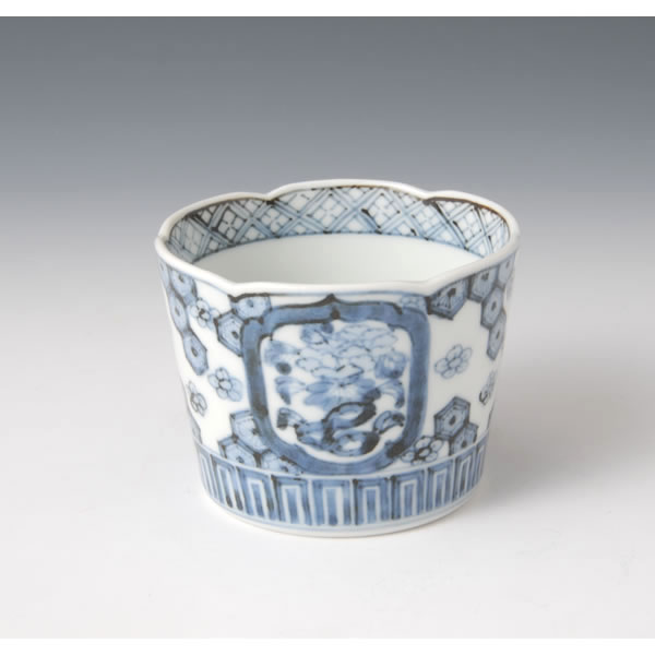 Japan Pottery Net / 染付窓絵亀甲文そば猪口