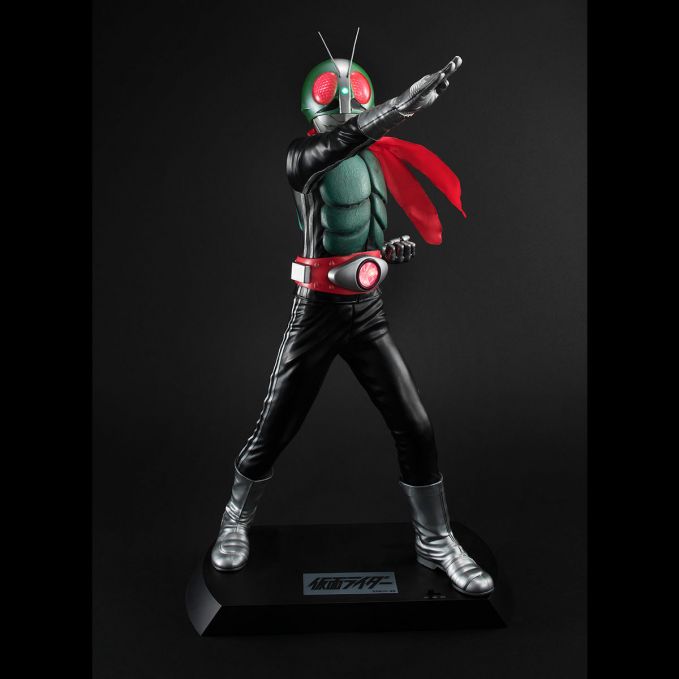 全高40cm！LED発光ギミック内蔵のハイエンドな仮面ライダー1号