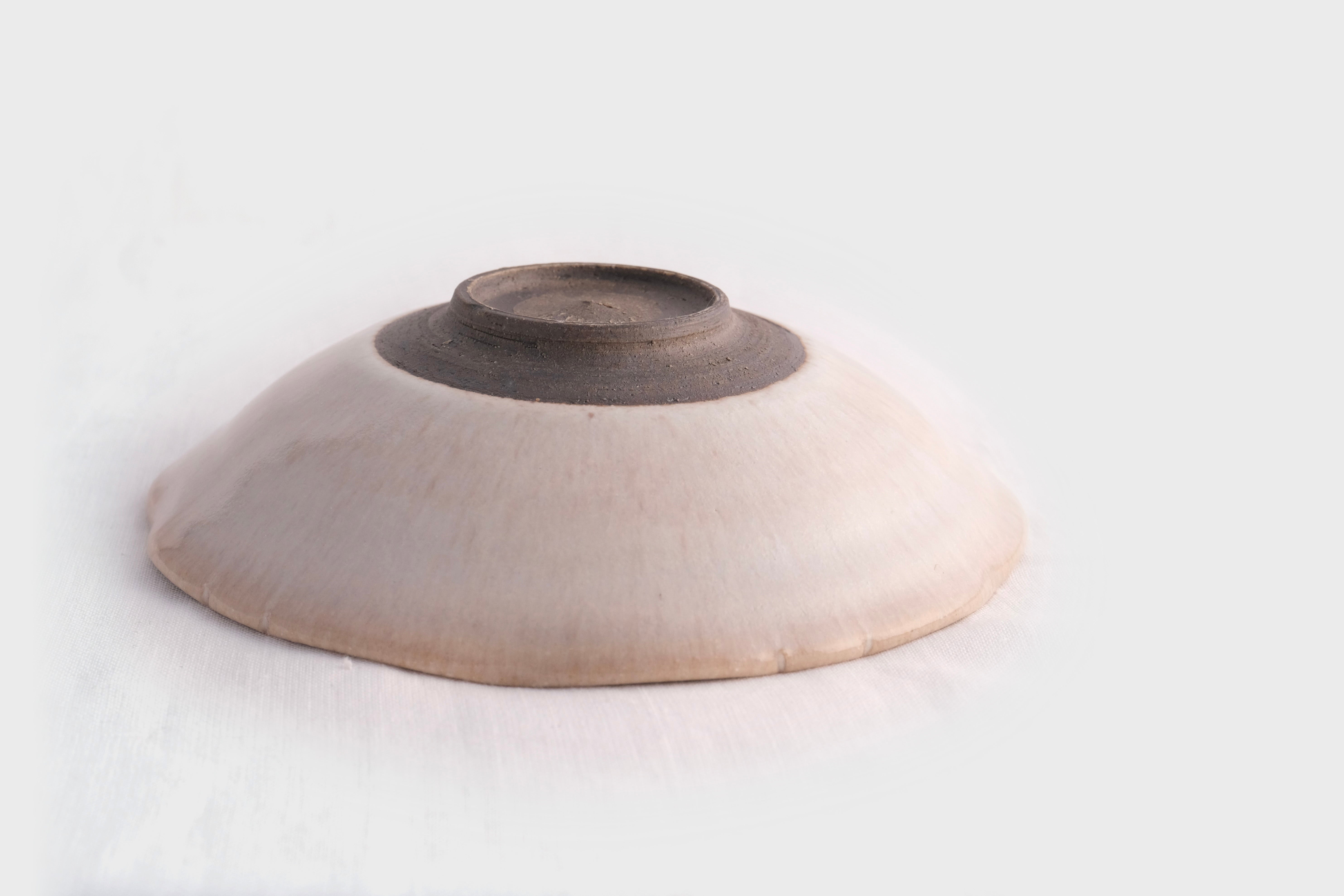 鈎一馬｜紅瓷｜紅磁｜ピンク｜白｜5寸｜浅鉢｜Kazuma MAGARI｜pottery
