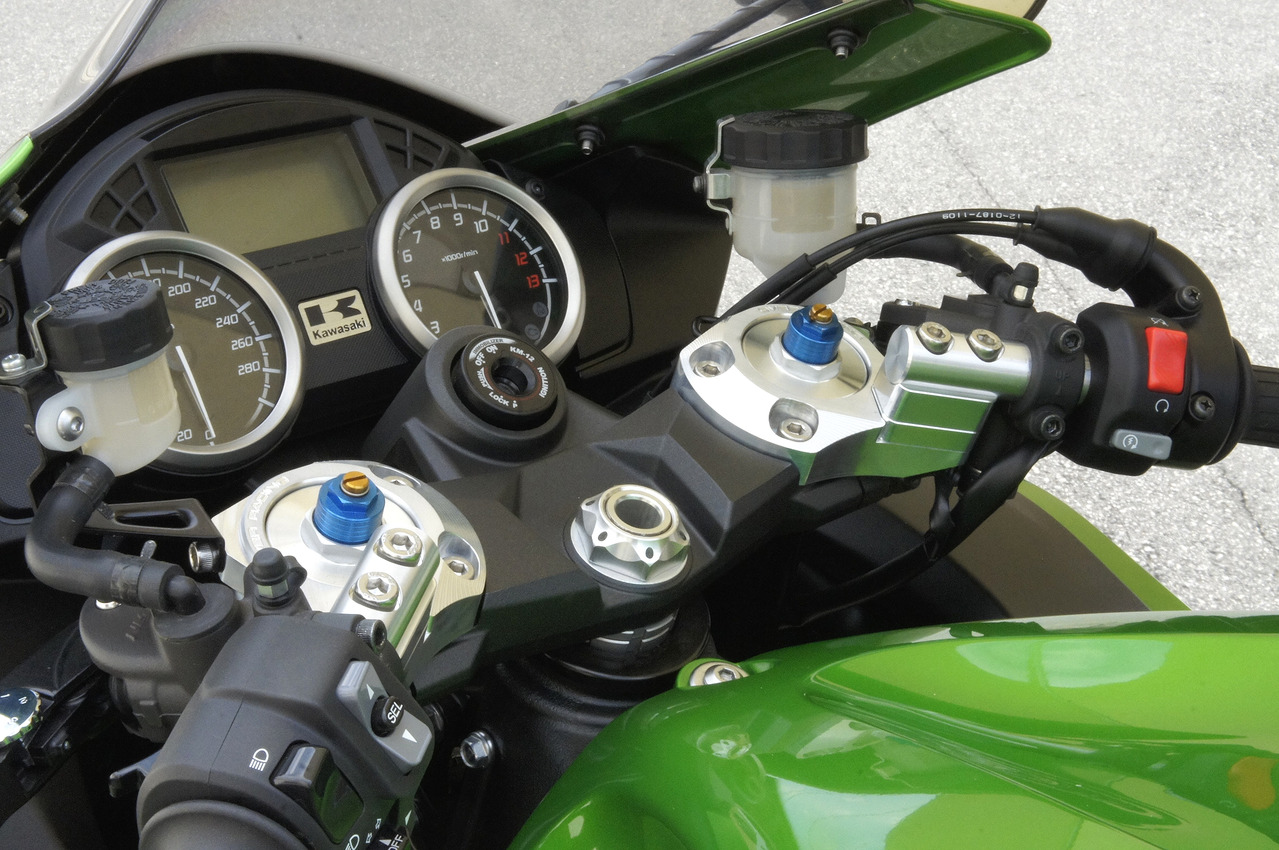 スポーツライディングハンドルキット ZX-14R | System Administration