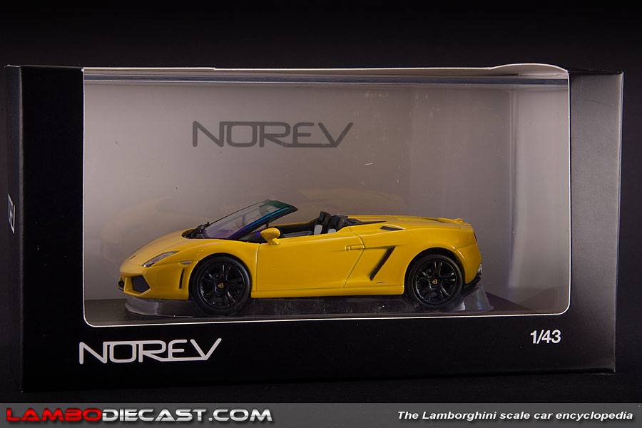 The 1/43 Lamborghini Gallardo LP560-4 Spyder from Norev, a review