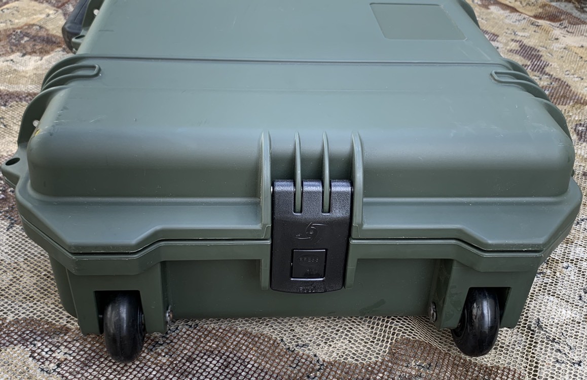 海兵隊実物 ペリカンケース PELICAN iM3100 Storm Case M4 ライフル