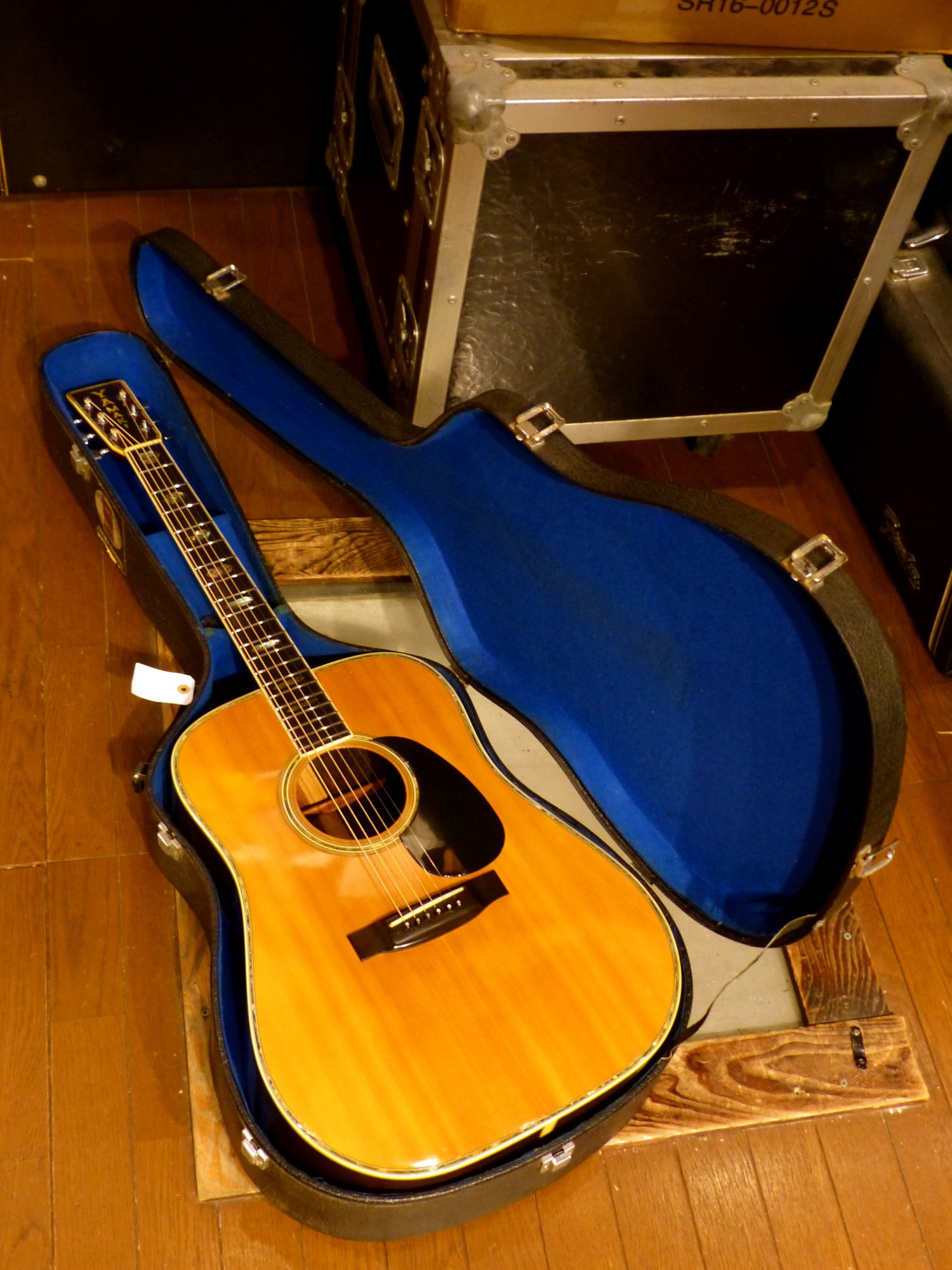 YAMAKI '70s 1100 – 京町家のギターショップ ライトニン