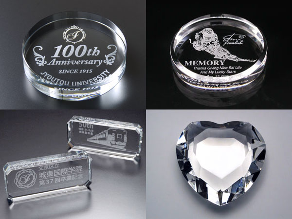 美しいクリスタル製のペーパーウエイト（文鎮）とオーナメントです